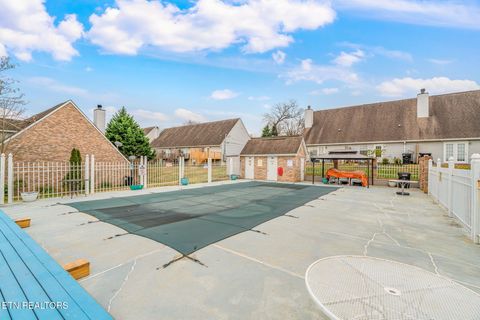 Tiny photo for 1045 Blinken St, Knoxville, TN 37932 (MLS # 1325394)