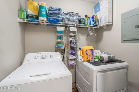 Tiny photo for 1045 Blinken St, Knoxville, TN 37932 (MLS # 1325394)