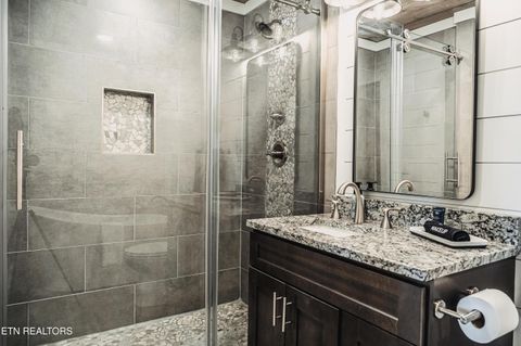 Tiny photo for 633 Pinecrest Drive, Gatlinburg, TN 37738 (MLS # 1332959)