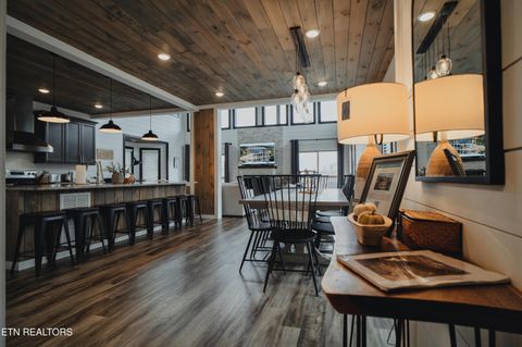 Tiny photo for 633 Pinecrest Drive, Gatlinburg, TN 37738 (MLS # 1332959)