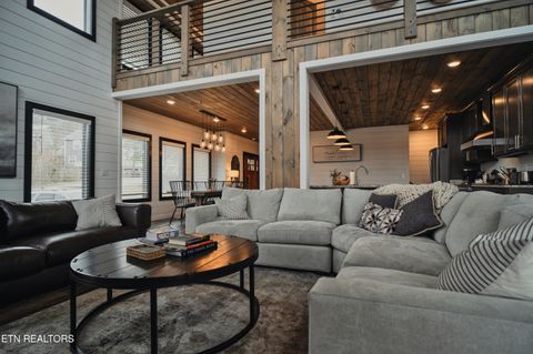 Tiny photo for 633 Pinecrest Drive, Gatlinburg, TN 37738 (MLS # 1332959)