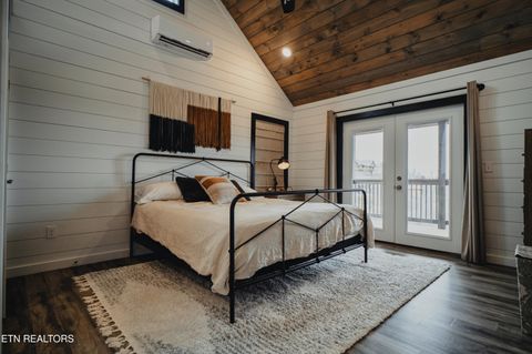 Tiny photo for 633 Pinecrest Drive, Gatlinburg, TN 37738 (MLS # 1332959)