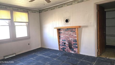 Tiny photo for 830 N Kingston Ave, Rockwood, TN 37854 (MLS # 1329349)