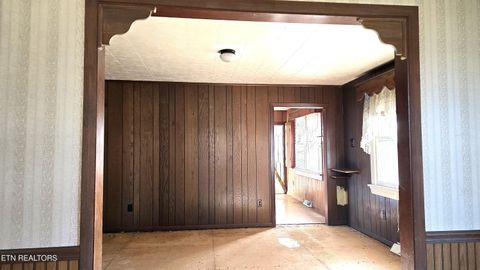 Tiny photo for 830 N Kingston Ave, Rockwood, TN 37854 (MLS # 1329349)