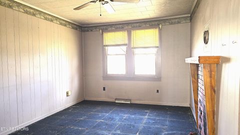 Tiny photo for 830 N Kingston Ave, Rockwood, TN 37854 (MLS # 1329349)