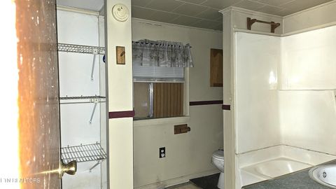 Tiny photo for 830 N Kingston Ave, Rockwood, TN 37854 (MLS # 1329349)