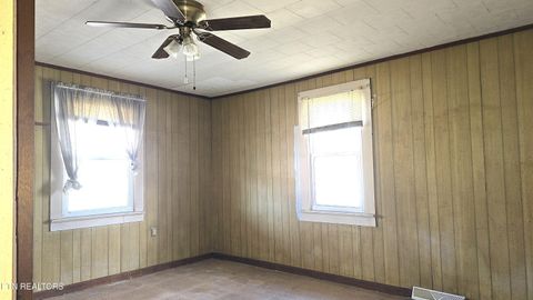 Tiny photo for 830 N Kingston Ave, Rockwood, TN 37854 (MLS # 1329349)
