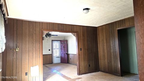 Tiny photo for 830 N Kingston Ave, Rockwood, TN 37854 (MLS # 1329349)