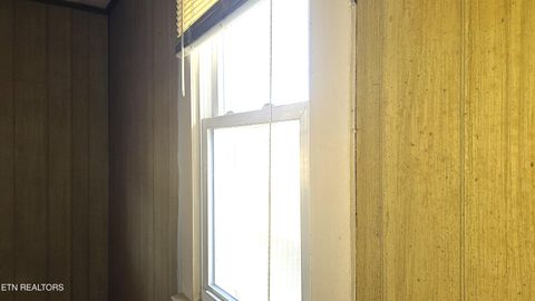 Tiny photo for 830 N Kingston Ave, Rockwood, TN 37854 (MLS # 1329349)