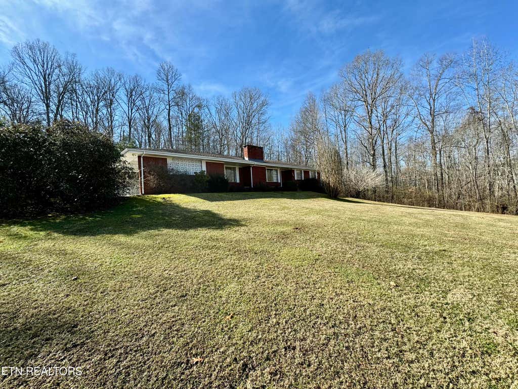 Photo of 226 S Lake Drive, Oneida, TN 37841 (MLS # 1289576)
