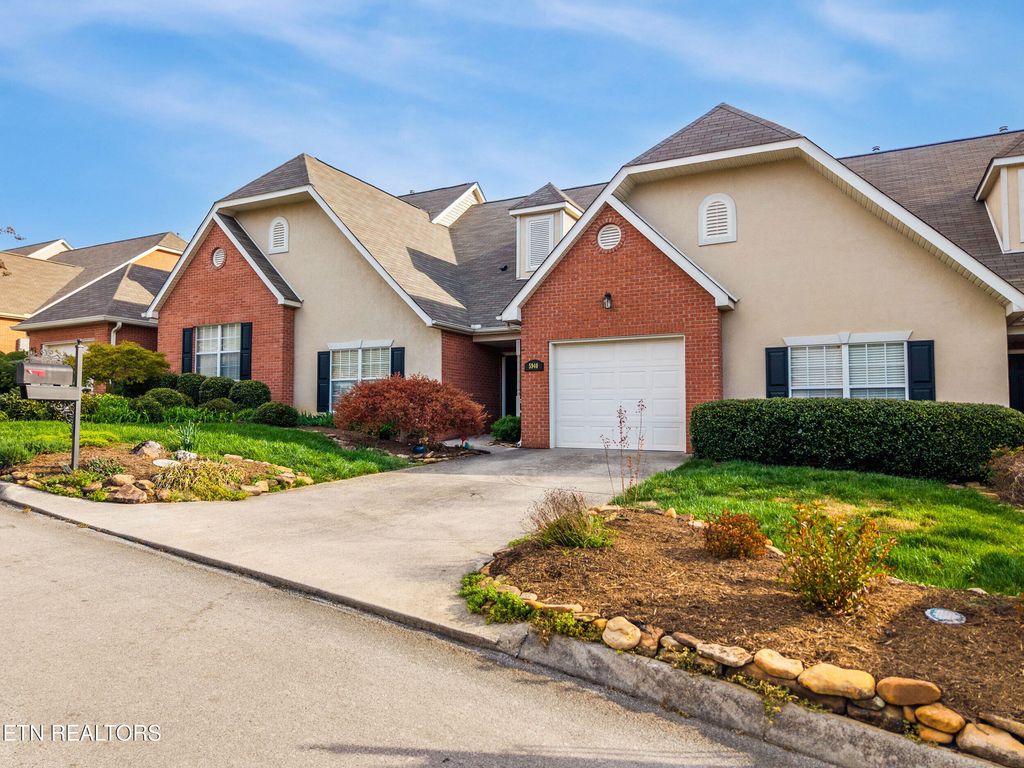 Photo of 5940 Round Hill Lane, Knoxville, TN 37912 (MLS # 1333856)