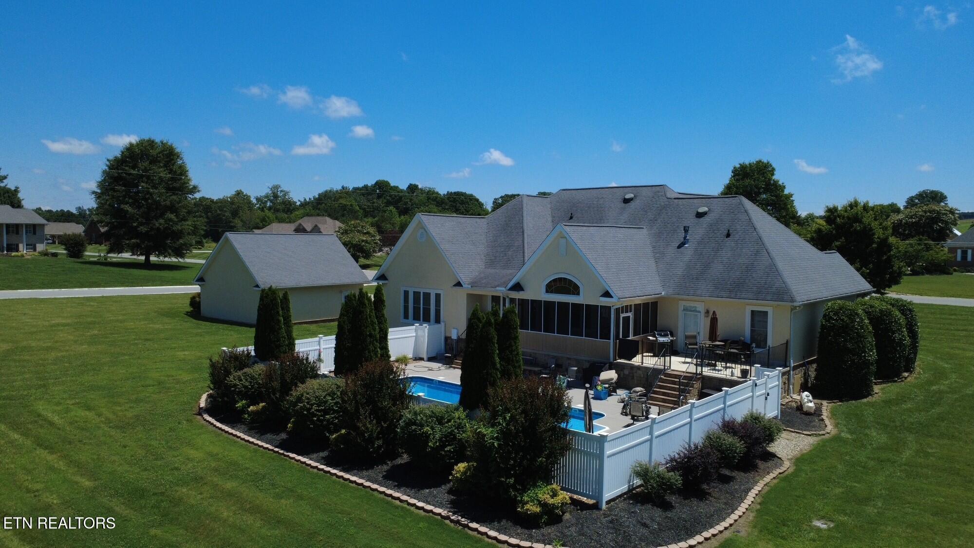 100 Springview Cove