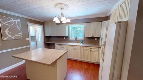 Tiny photo for 322 Spruce Drive, Wartburg, TN 37887 (MLS # 1317111)