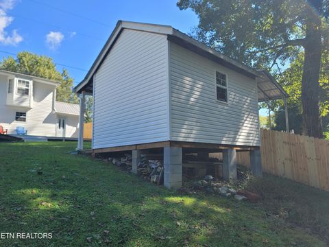 Tiny photo for 322 Spruce Drive, Wartburg, TN 37887 (MLS # 1317111)