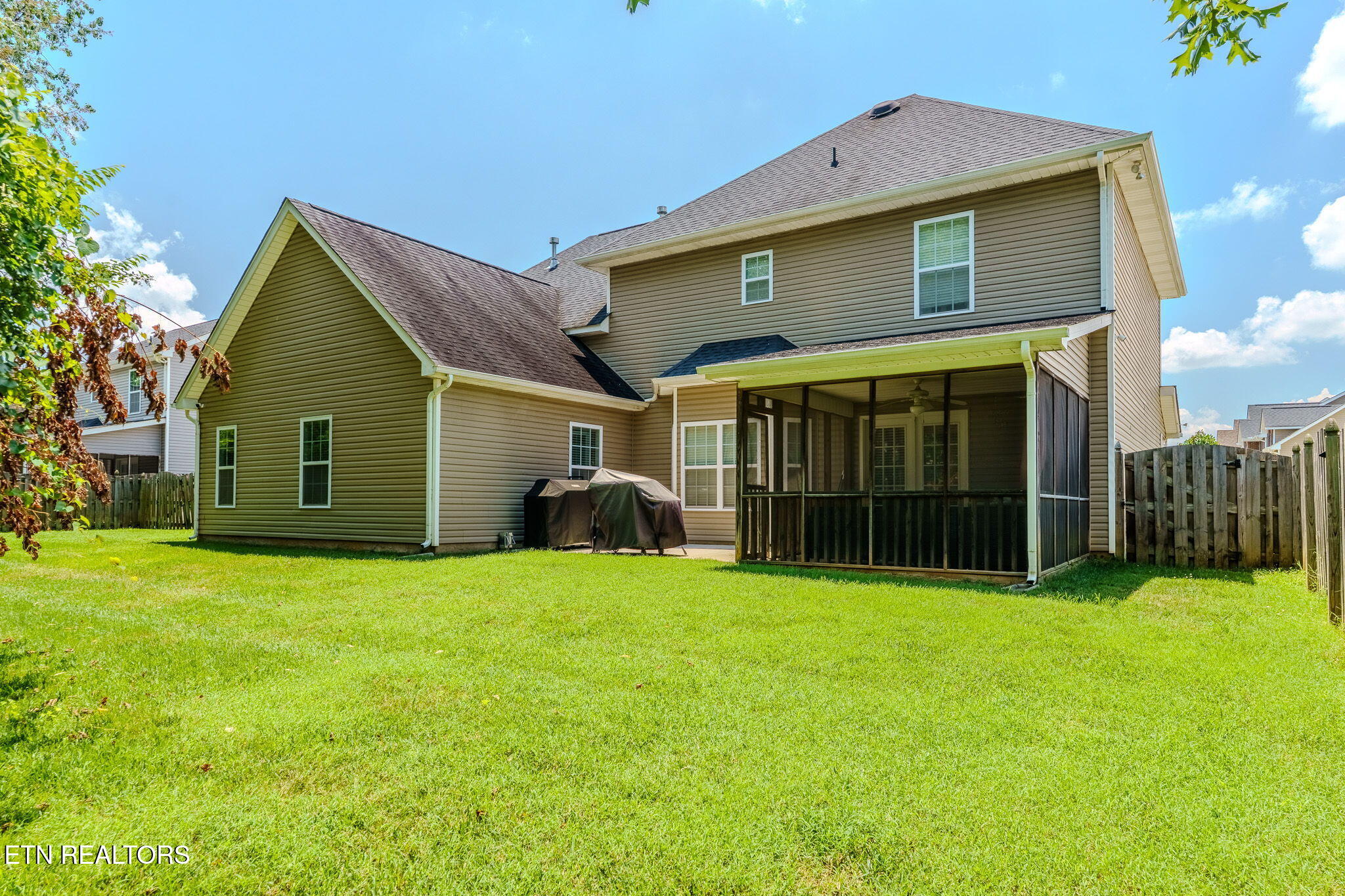 2709 Daventry Drive