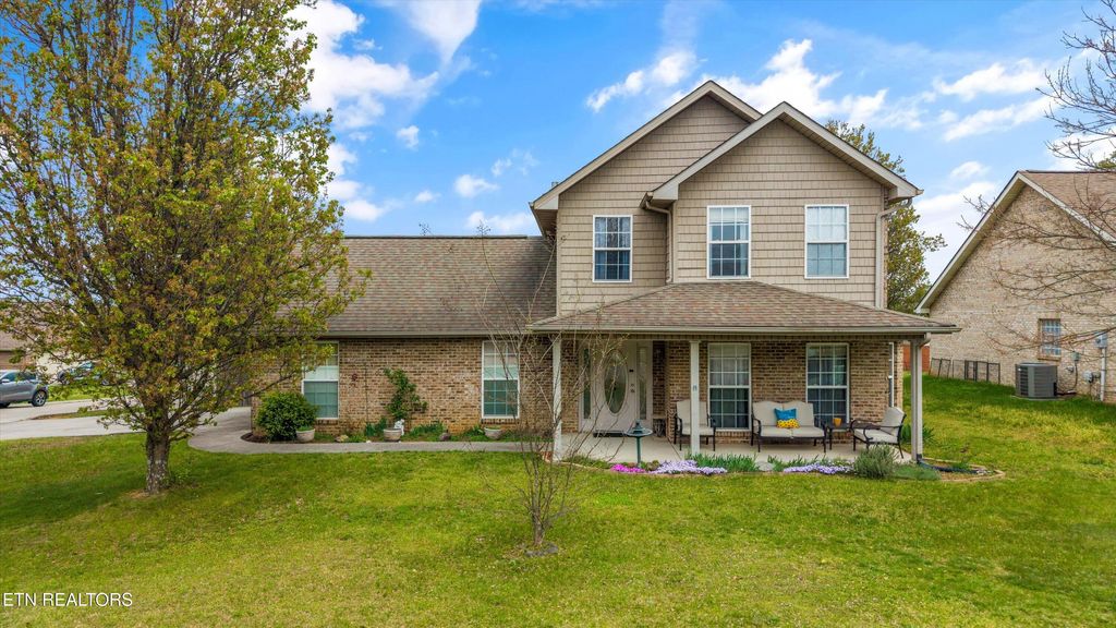 Photo of 1110 Mercer Drive, Maryville, TN 37801 (MLS # 1335291)