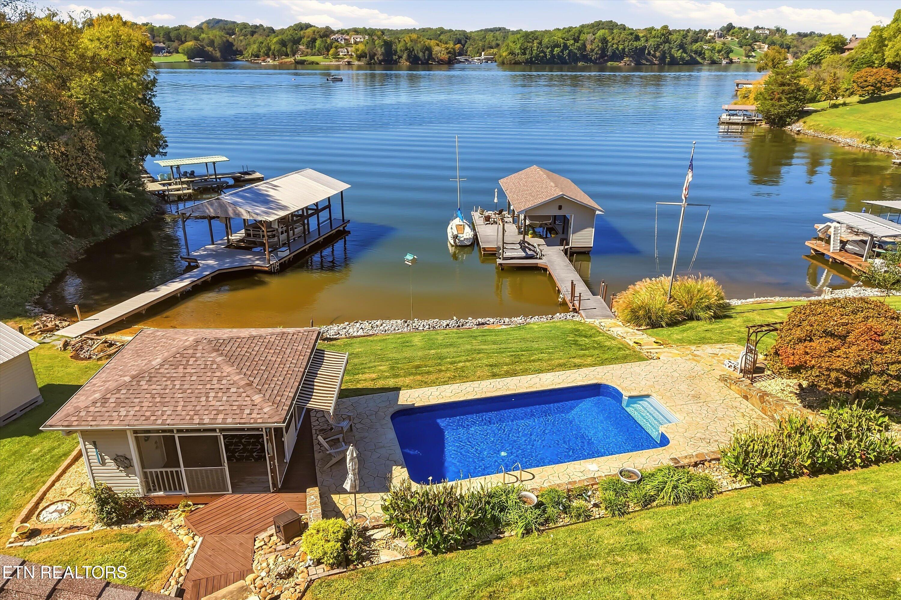 4909 Scenic Point Channel