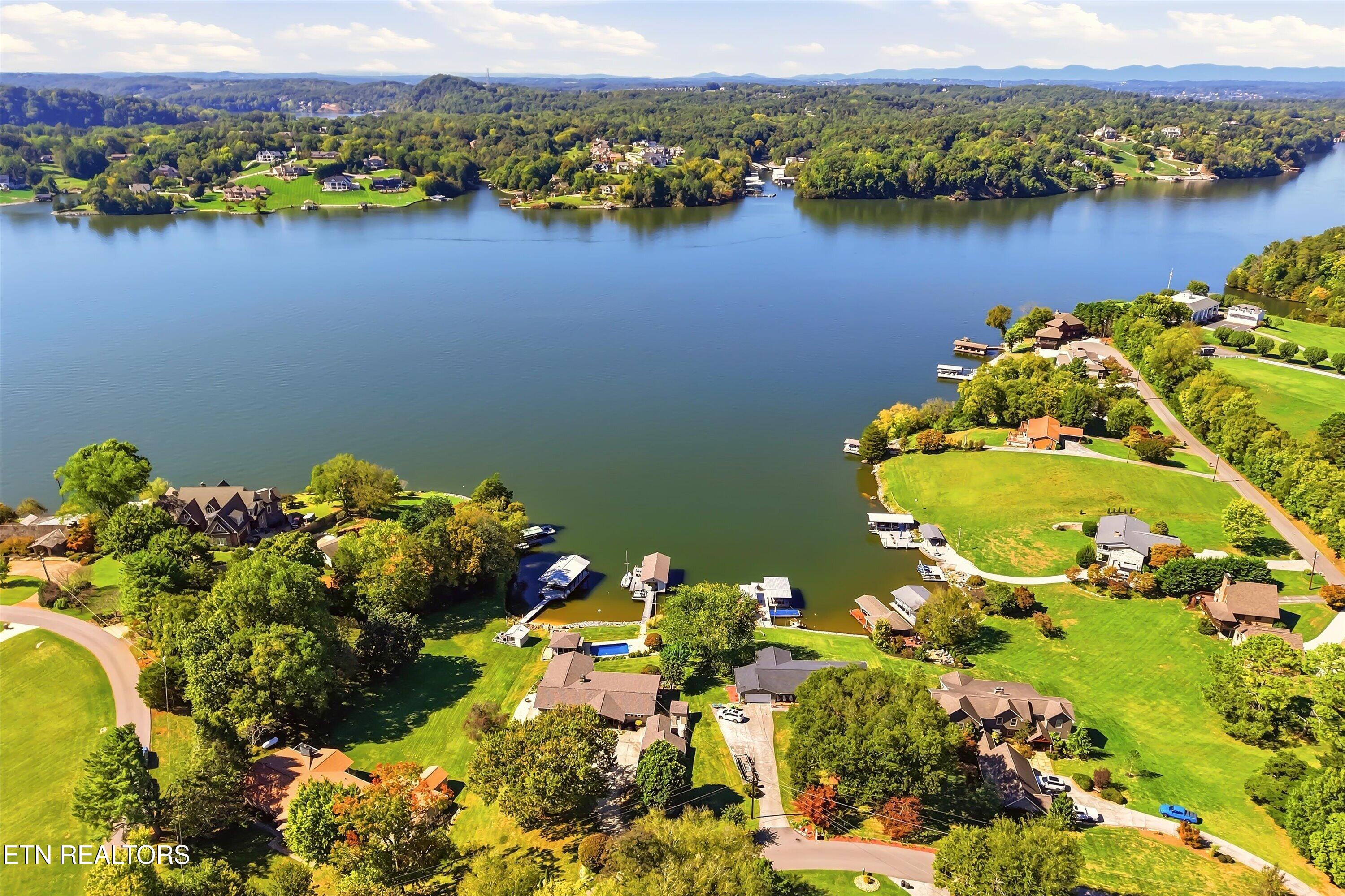 4909 Scenic Point Channel