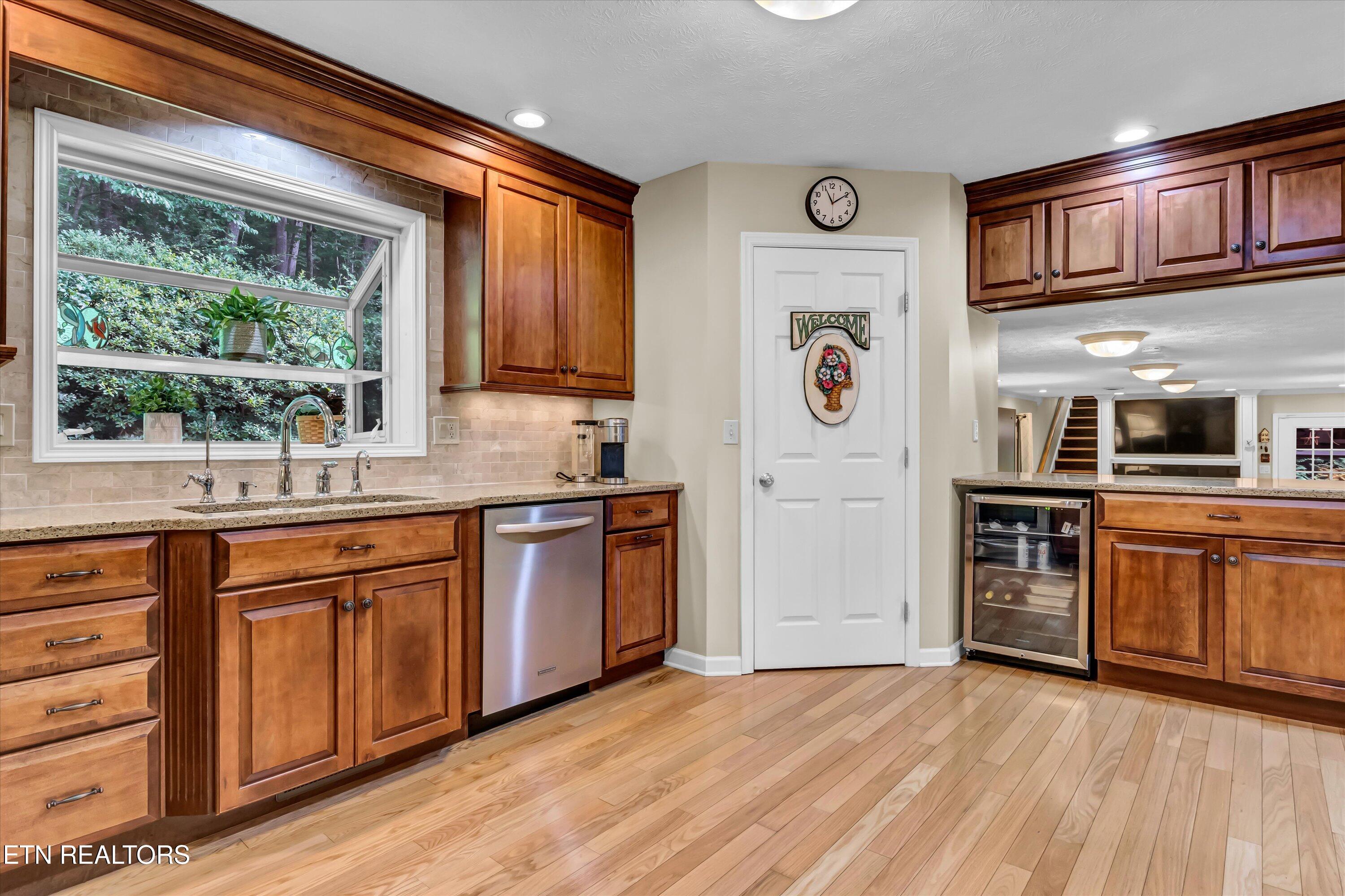 106 Mohawk Rd