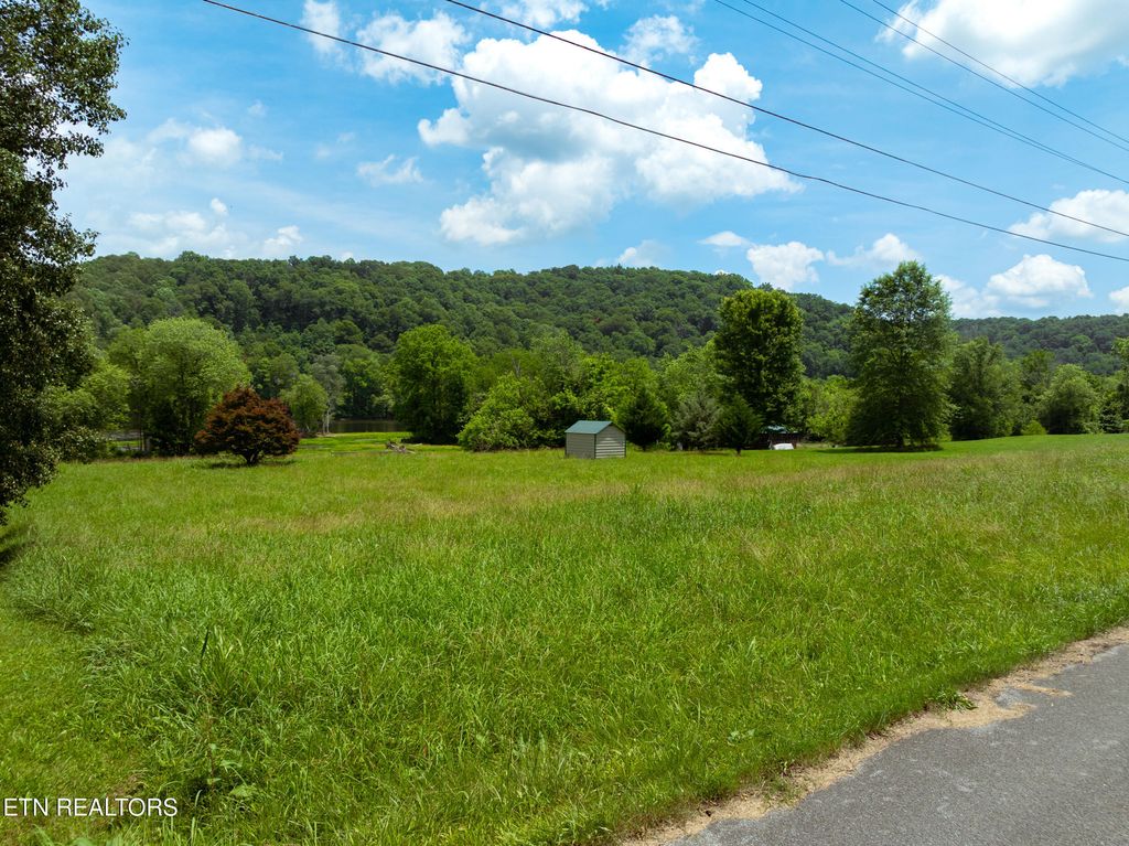 Photo of 12 Holston Shores Drive, Rutledge, TN 37861 (MLS # 1304219)