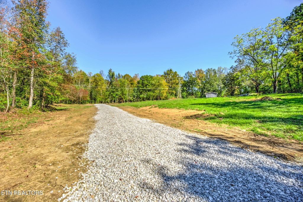 Photo of 1446 Cove Lane, Oliver Springs, TN 37840 (MLS # 1319043)