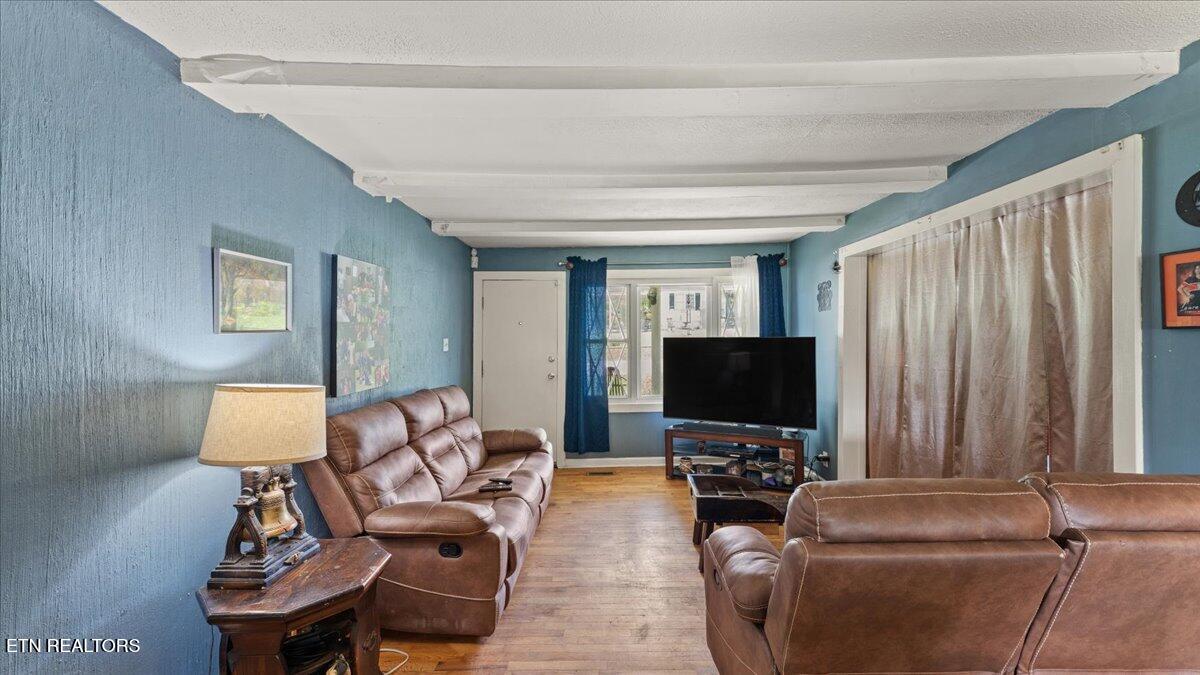 314 Blockhouse Valley Rd