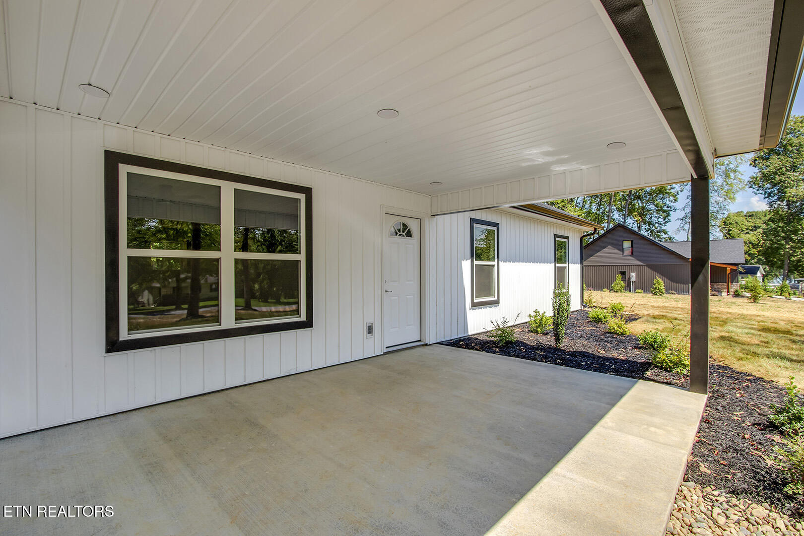 181 Lakeshore Lane