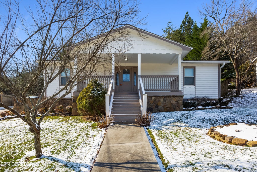 Photo of 2544 Chukar Rd, Knoxville, TN 37923 (MLS # 1252214)