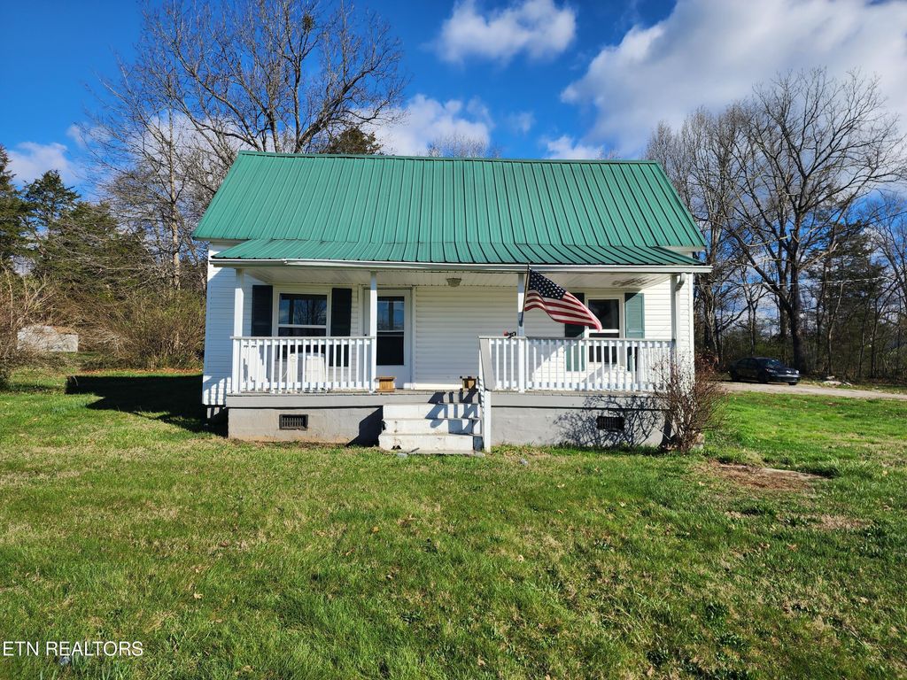 Photo of 7915 Corryton Luttrell Rd, Corryton, TN 37721 (MLS # 1255325)