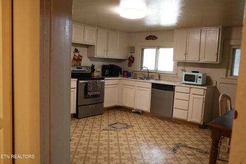 Tiny photo for 424 Meadowbrook Drive, Pigeon Forge, TN 37863 (MLS # 1355741)
