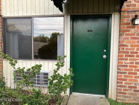 Photo of 2718 Painter Ave Ave #A106, Knoxville, TN 37919 (MLS # 1319612)