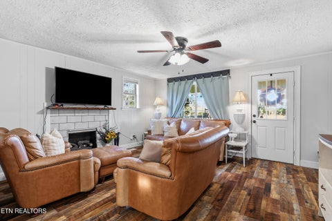 Tiny photo for 364 Tunnel Lane, Greeneville, TN 37745 (MLS # 1359791)