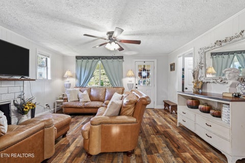 Tiny photo for 364 Tunnel Lane, Greeneville, TN 37745 (MLS # 1359791)