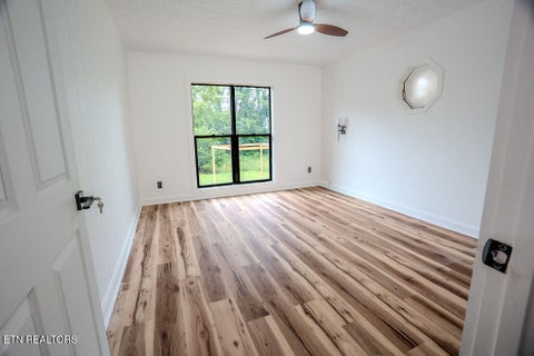 Tiny photo for 960 Chestnut Grove Rd, Dandridge, TN 37725 (MLS # 1349822)