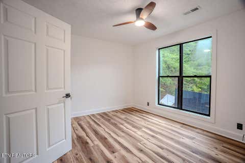 Tiny photo for 960 Chestnut Grove Rd, Dandridge, TN 37725 (MLS # 1349822)