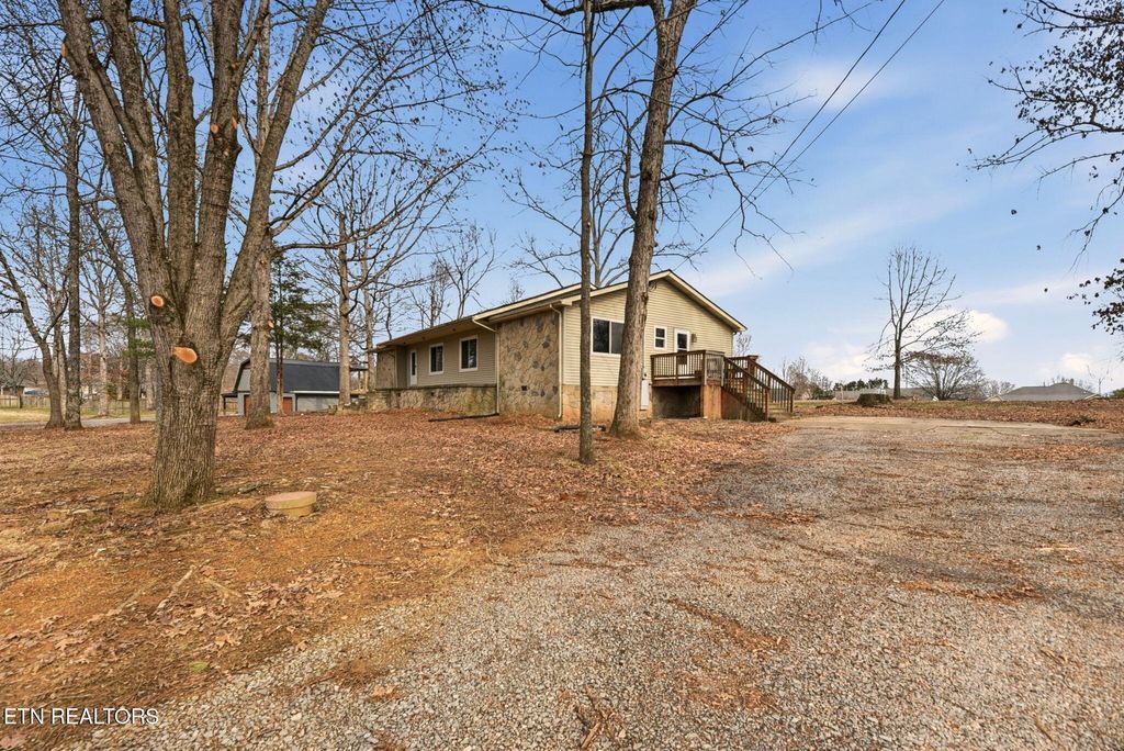 Photo of 2616 Best Rd, Maryville, TN 37803 (MLS # 1337664)