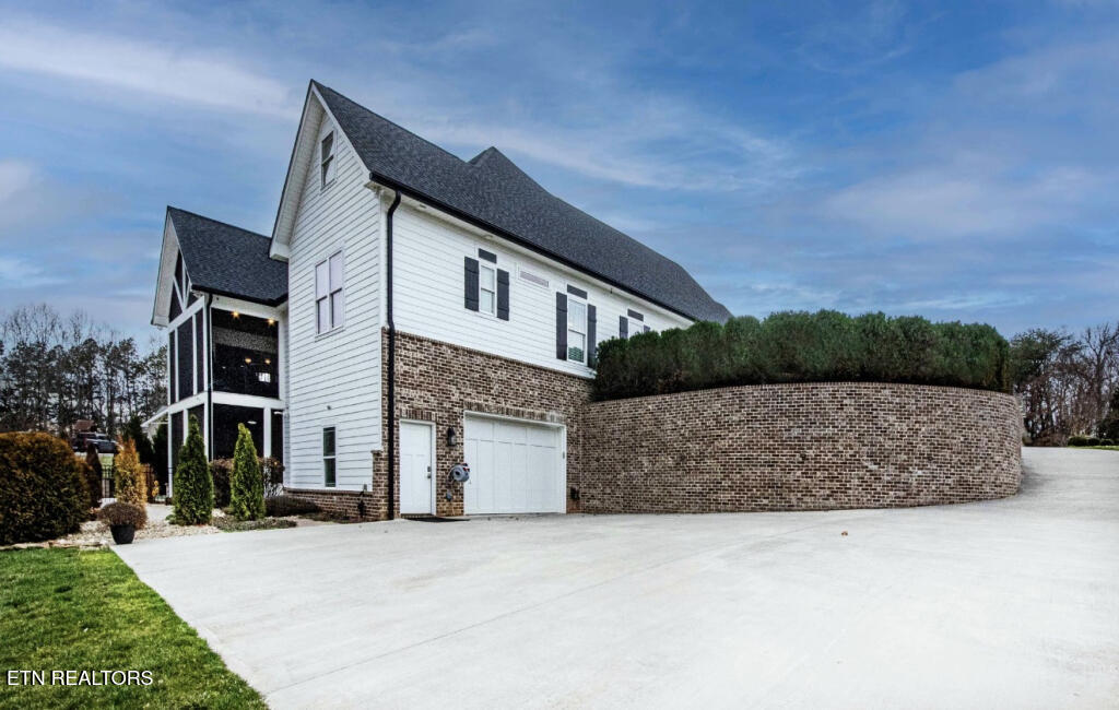 1624 Laramie Lane