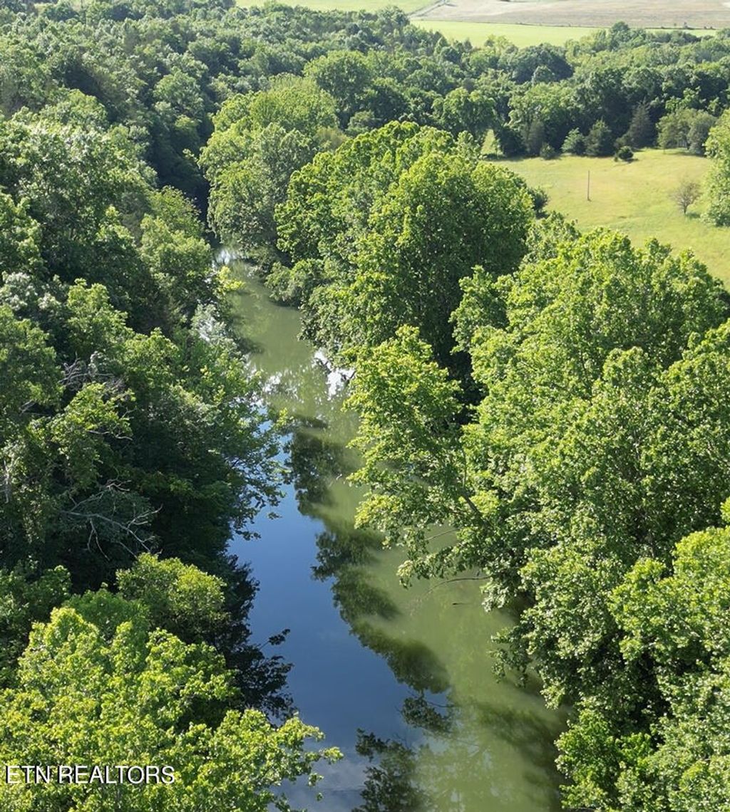 Photo of 6997 Beech Grove Rd, Tazewell, TN 37879 (MLS # 1265821)