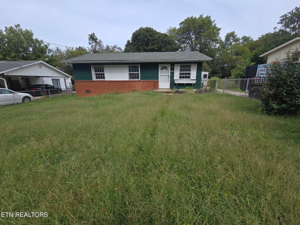 Photo of 2227 Sylvania Ave, Knoxville, TN 37920 (MLS # 1359489)
