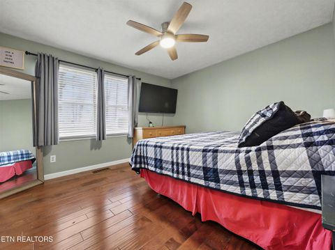 Tiny photo for 129 Bucks and Doe Lane, LaFollette, TN 37766 (MLS # 1327454)