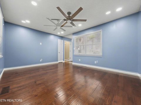 Tiny photo for 129 Bucks and Doe Lane, LaFollette, TN 37766 (MLS # 1327454)