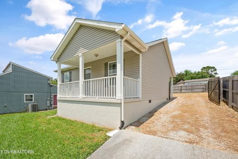 Tiny photo for 4516 Pleasant Ridge Rd, Knoxville, TN 37912 (MLS # 1347051)