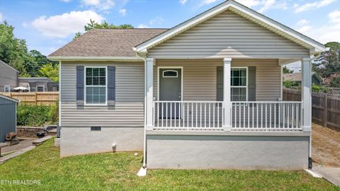 Photo of 4516 Pleasant Ridge Rd, Knoxville, TN 37912 (MLS # 1347051)