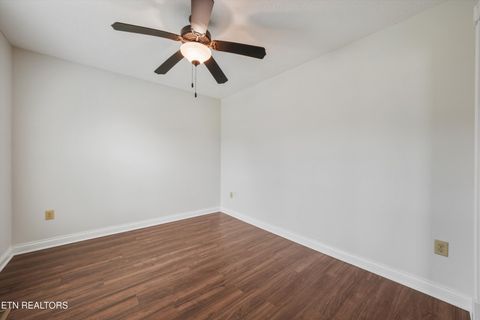 Tiny photo for 4516 Pleasant Ridge Rd, Knoxville, TN 37912 (MLS # 1347051)