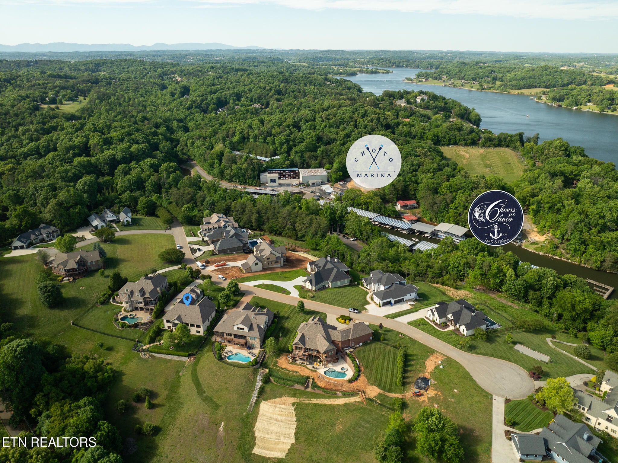 Behind the private gates of The Summit at Choto, this nearly 6,000 sq/ – image 60