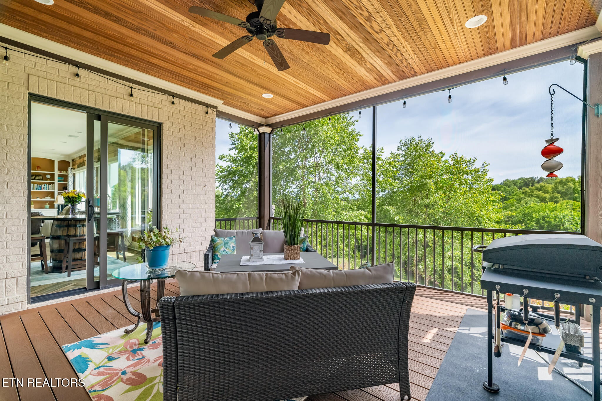 Behind the private gates of The Summit at Choto, this nearly 6,000 sq/ – image 23