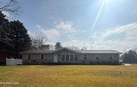 Photo of 1001 Farrington Drive, Knoxville, TN 37923 (MLS # 1329958)