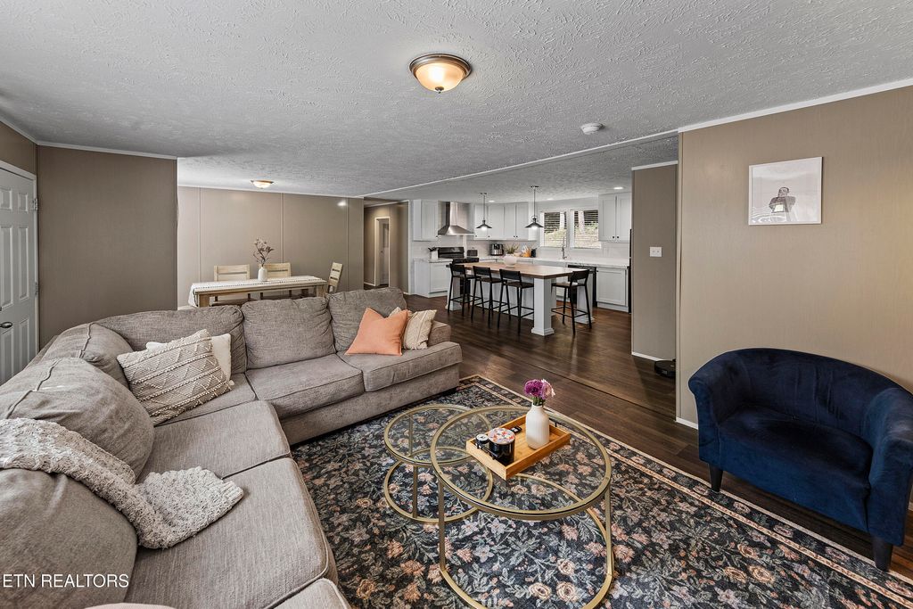 Photo of 305 Willow Drive, Kingston, TN 37763 (MLS # 1310500)