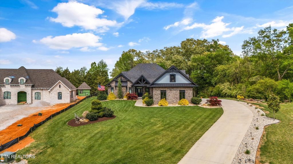 Photo of 3223 Lowes Landing, Louisville, TN 37777 (MLS # 1336799)