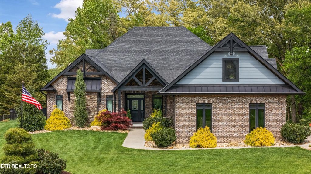 Photo of 3223 Lowes Landing, Louisville, TN 37777 (MLS # 1336799)